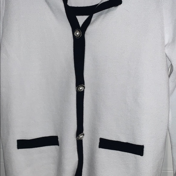 *BRAND NEW* White cardigan and sleeveless top set - Picture 3 of 4